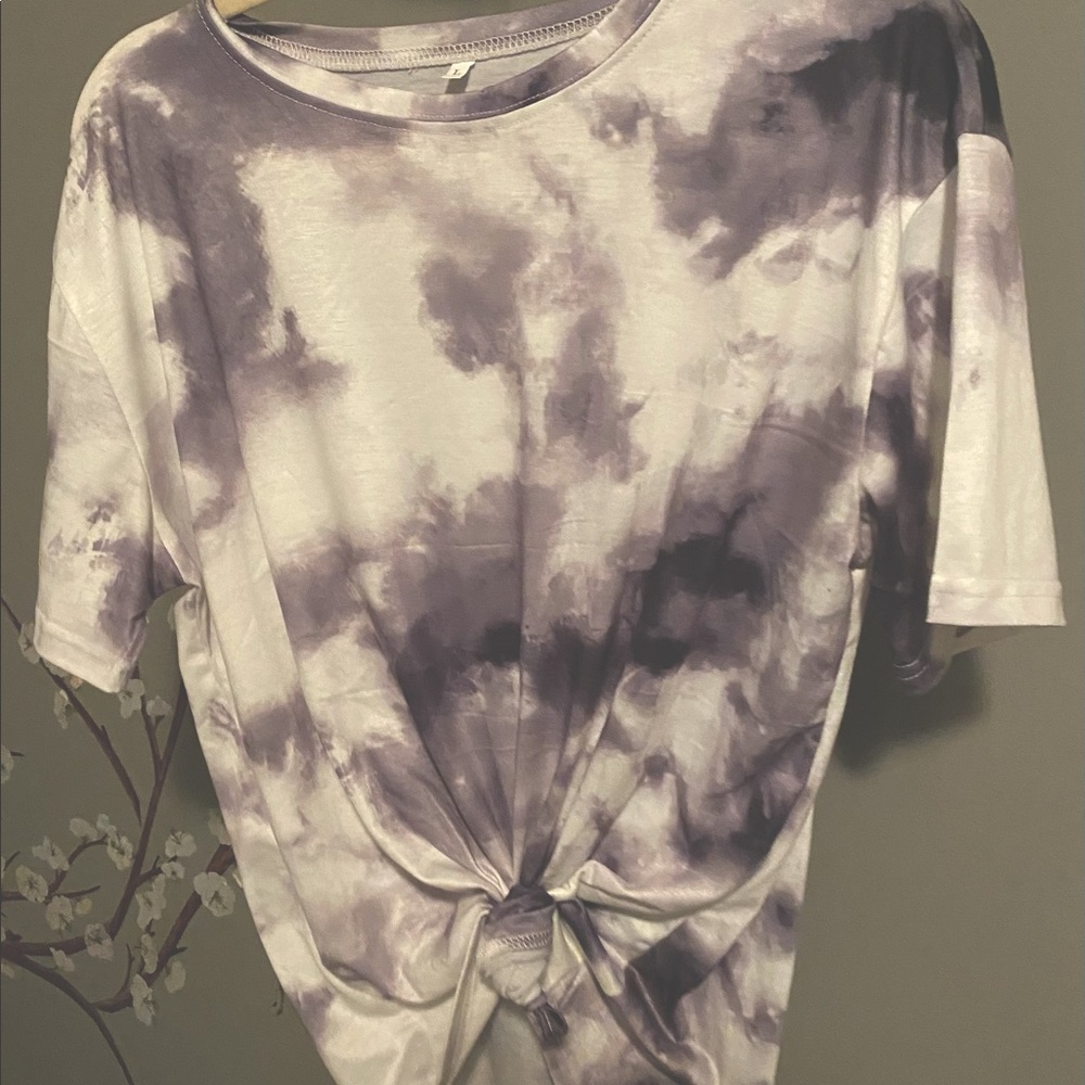 Woman’s tie dye